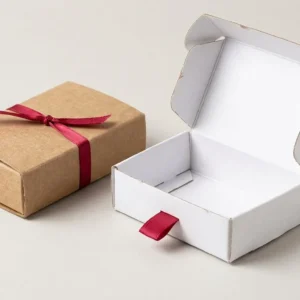 Custom Keychain Packaging, closed and open view in natural kraft and white, bulk and wholesale with no minimum order